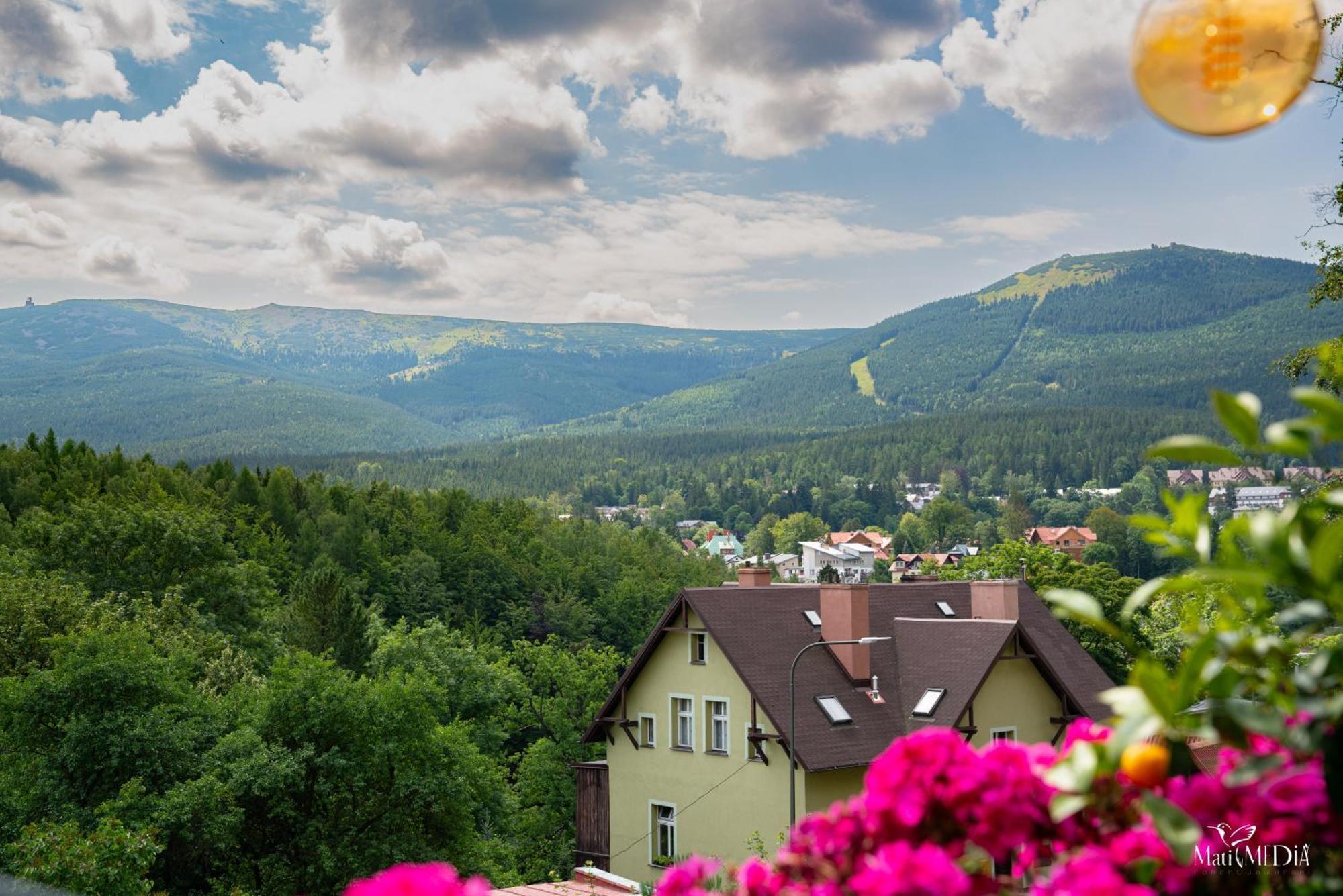 Apartament Panorama Gor - Centrum Miasta Z Widokiem Na Szrenice Schreiberhau Exterior foto