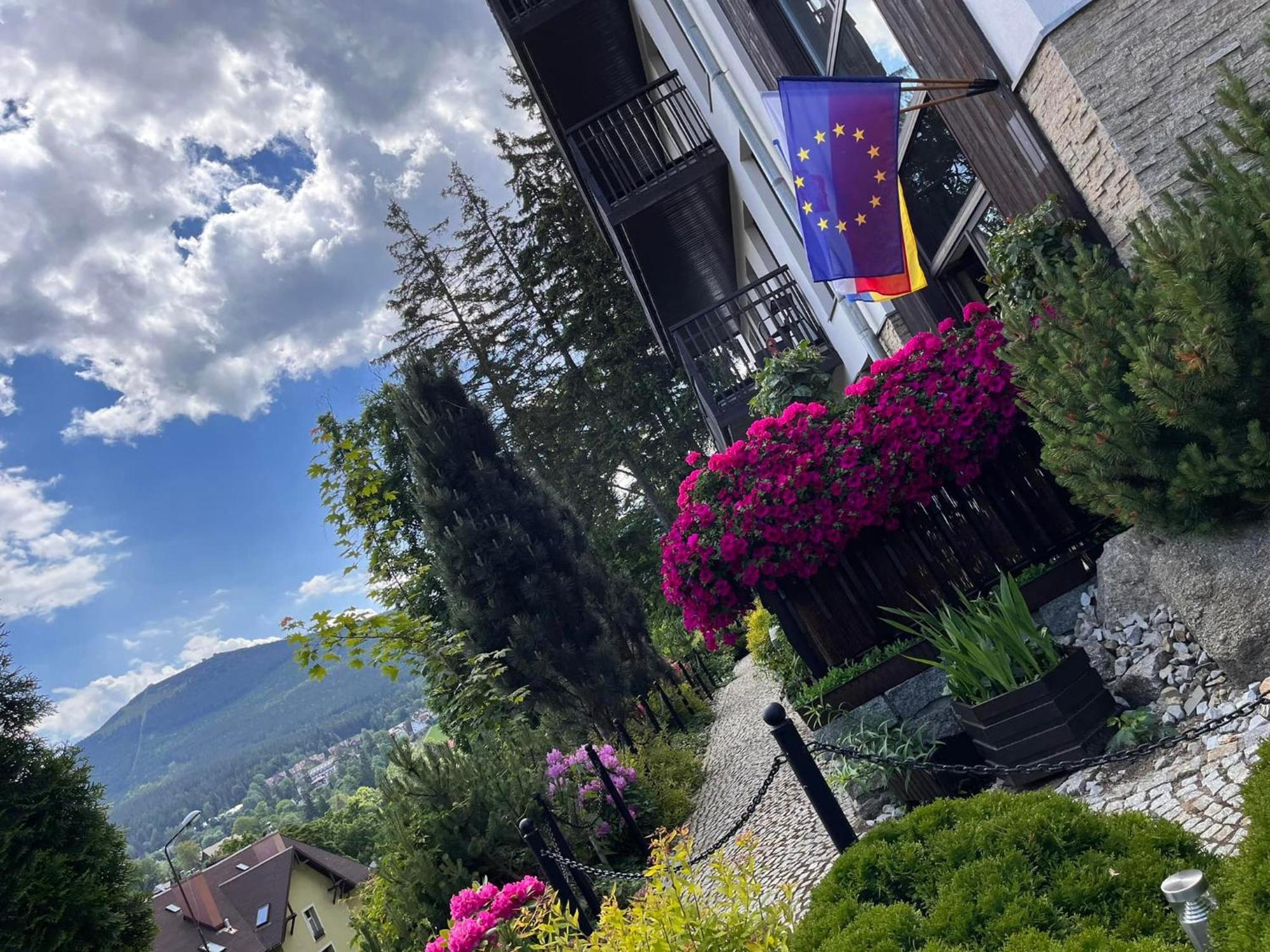Apartament Panorama Gor - Centrum Miasta Z Widokiem Na Szrenice Schreiberhau Exterior foto